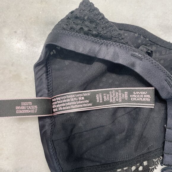 Victoria's Secret Very Sexy Open Front Halter Lace Bralette - Picture 7 of 8